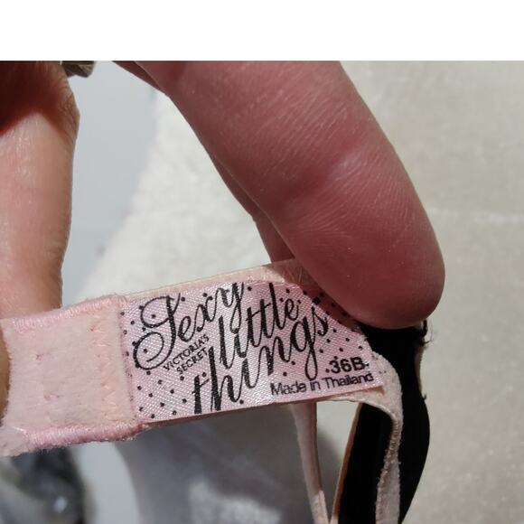 Vintage Victoria Secret Sz 36B Sexy Little Things Black Pink Bow Balconette Bra - Picture 5 of 7